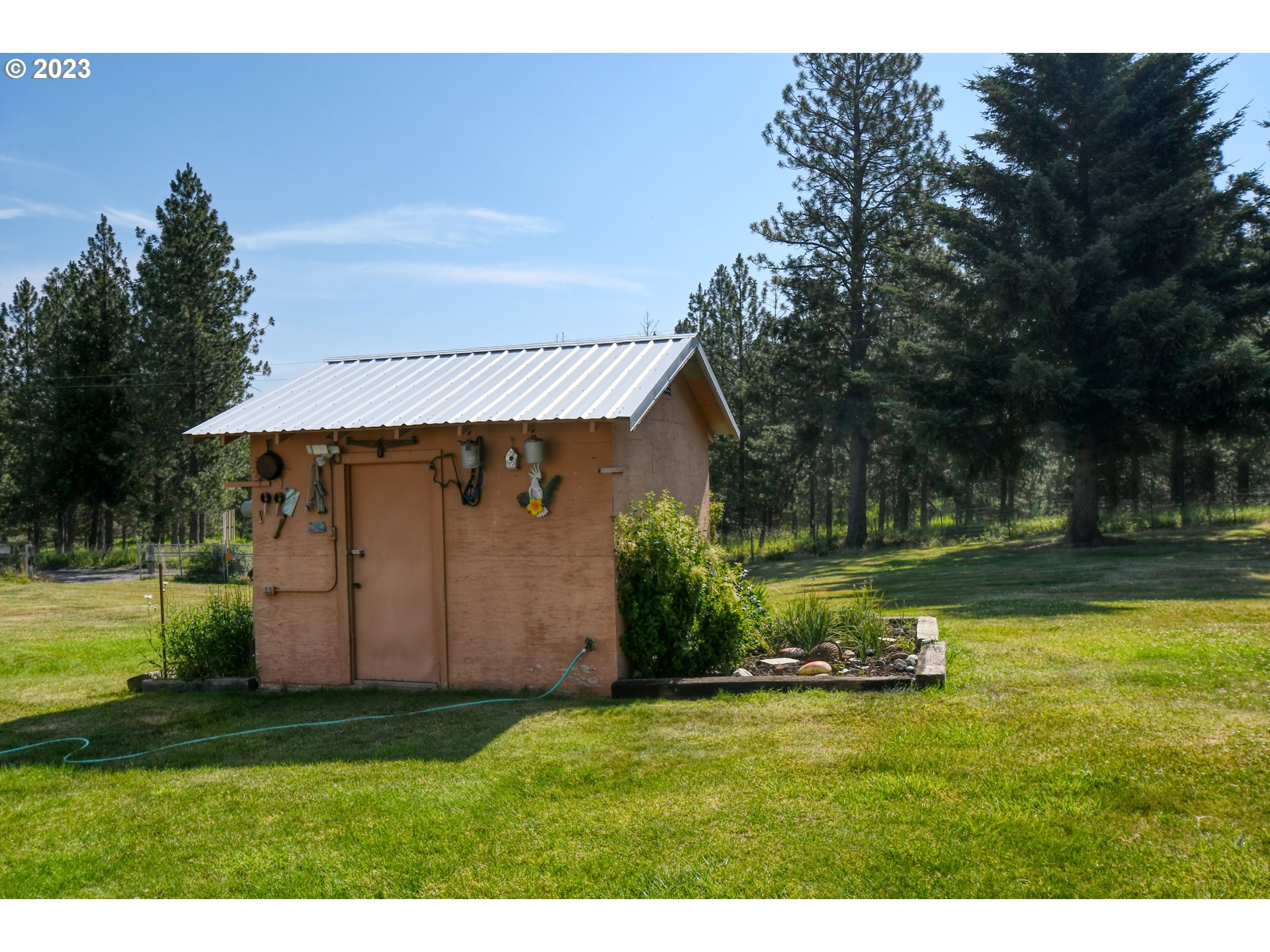 49414 County 1028 Road Pendleton, OR 97801 - Photo 13 of 48 a view of a back yard of the house