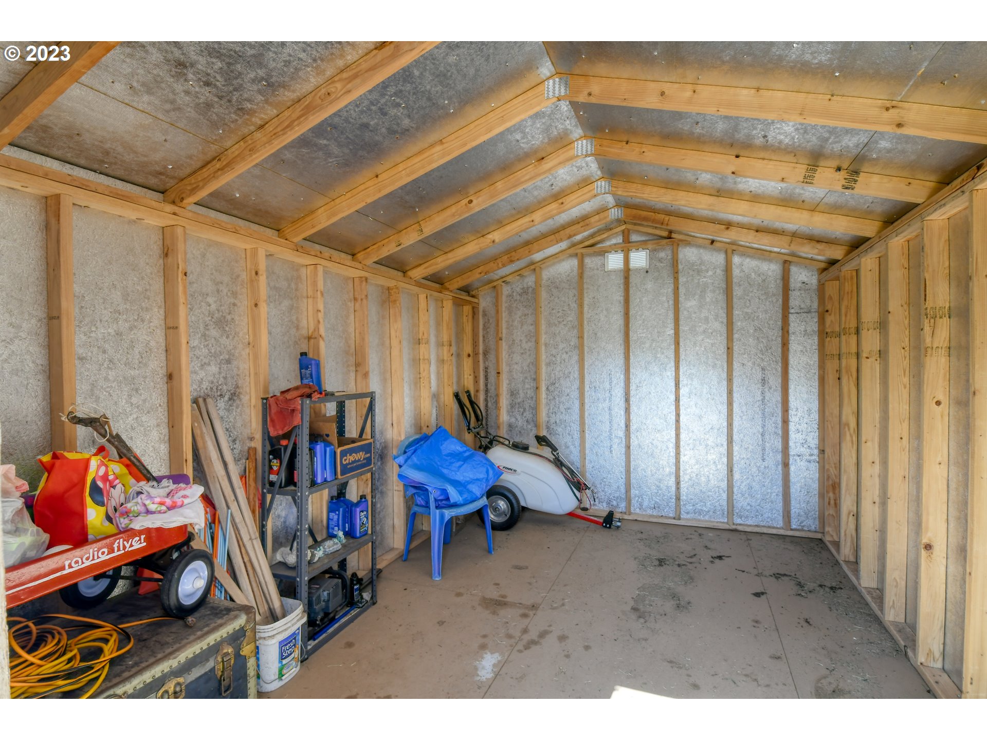 49414 County 1028 Road Pendleton, OR 97801 - Photo 43 of 48 a view of a room with gym equipment