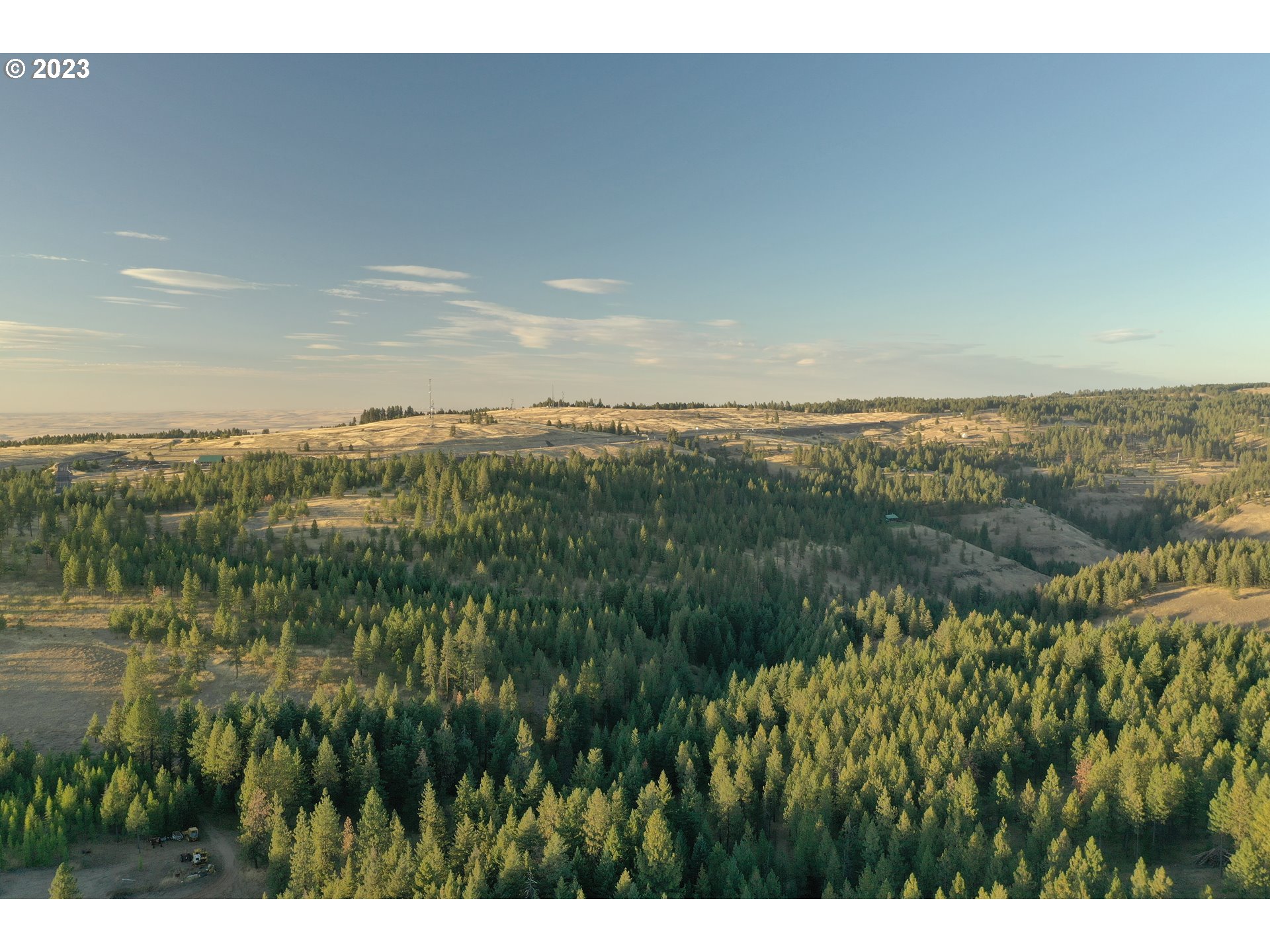 49414 County 1028 Road Pendleton, OR 97801 - Photo 5 of 48 a view of lake and mountain