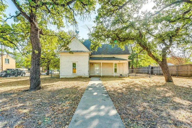 $1,600 | 791 Clinton Avenue, Stephenville, TX 76401