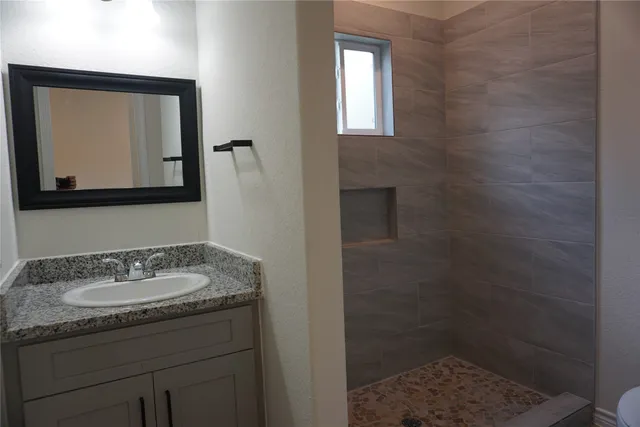 $1,450 | 9761 Black Gum, Willis, TX 77318