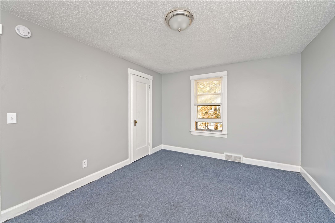 574 Maple Street Rochester, NY 14611 - Photo 22 of 25