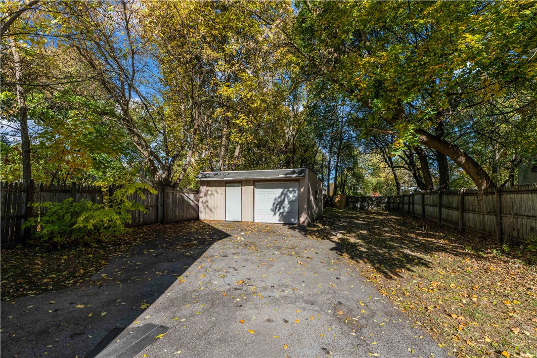 574 Maple Street Rochester, NY 14611 - Photo 23 of 25