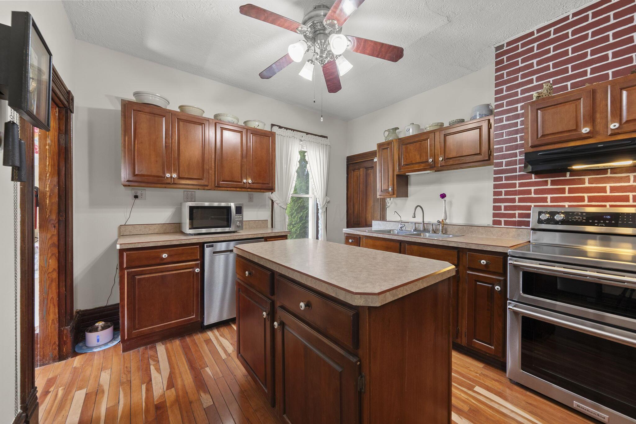 1263 Amity Road Galloway, OH 43119 - Photo 15 of 62