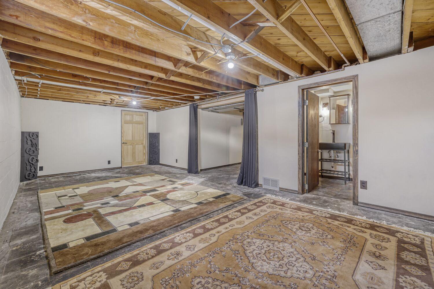 6424 Baker Avenue Northeast Fridley, MN 55432 - Photo 9 of 11