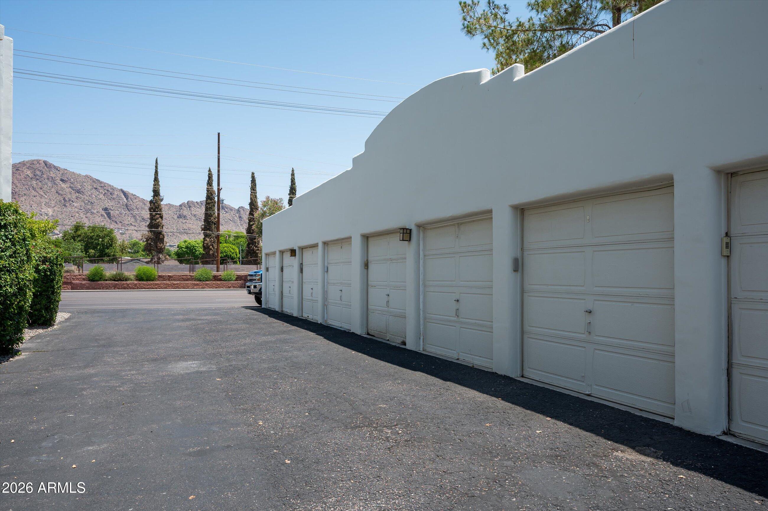 4955 East Indian School Road, Unit 9 Phoenix, AZ 85018 - Photo 23 of 25 a view of a terrace
