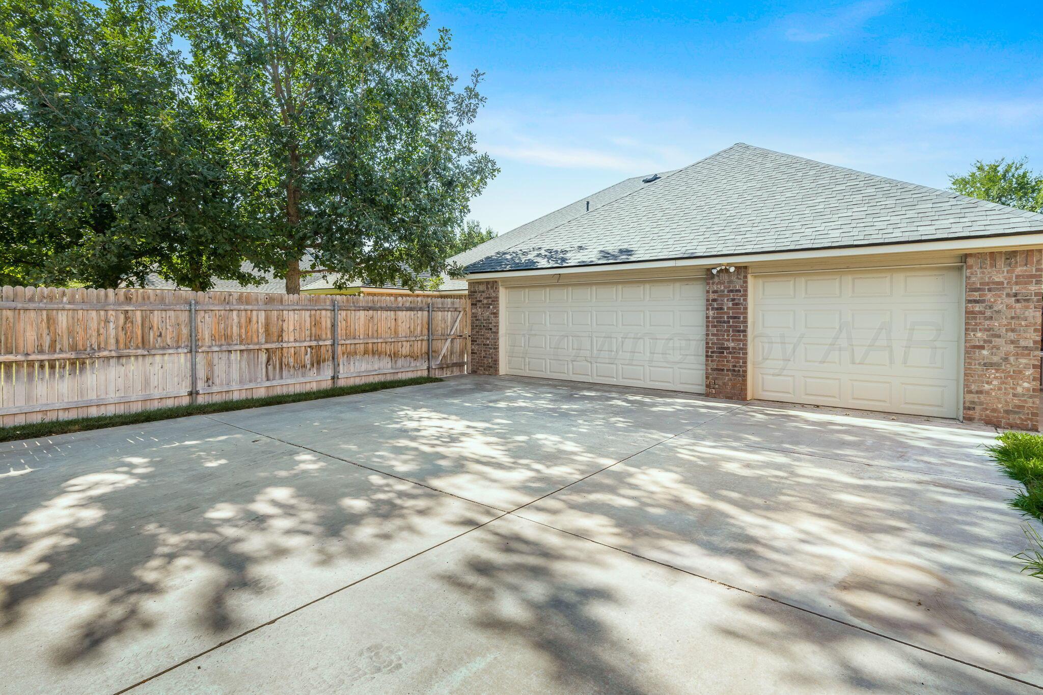 7604 Bayswater Road Amarillo, TX 79119 - Photo 6 of 40 7604 Bayswater 06