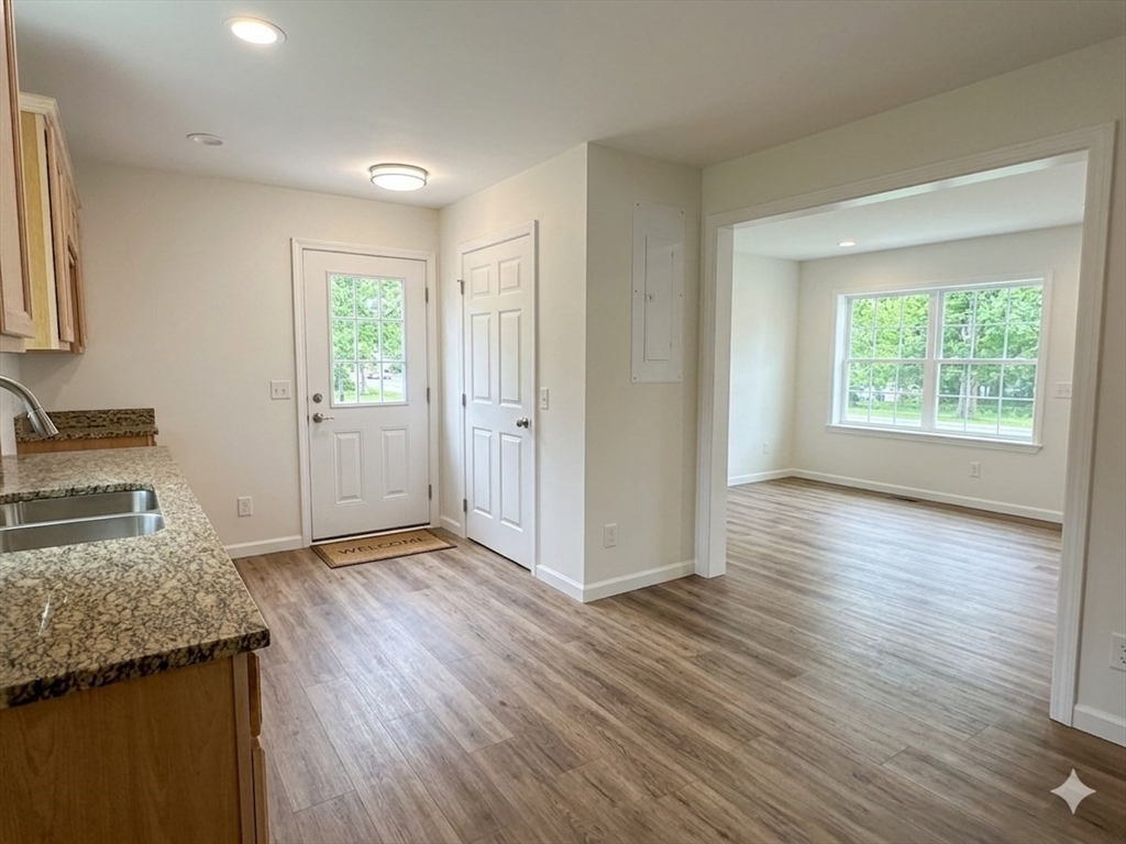 685 West Street, Unit 3 Amherst, MA 01002 - Photo 3 of 11