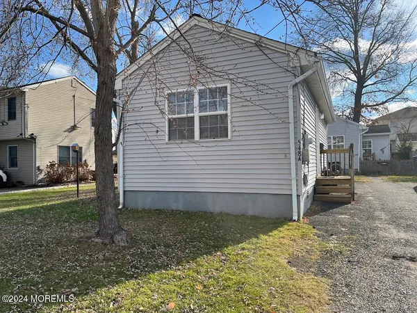 $1,900 | 548 Clark Avenue, Unit A, Union Beach, NJ 07735