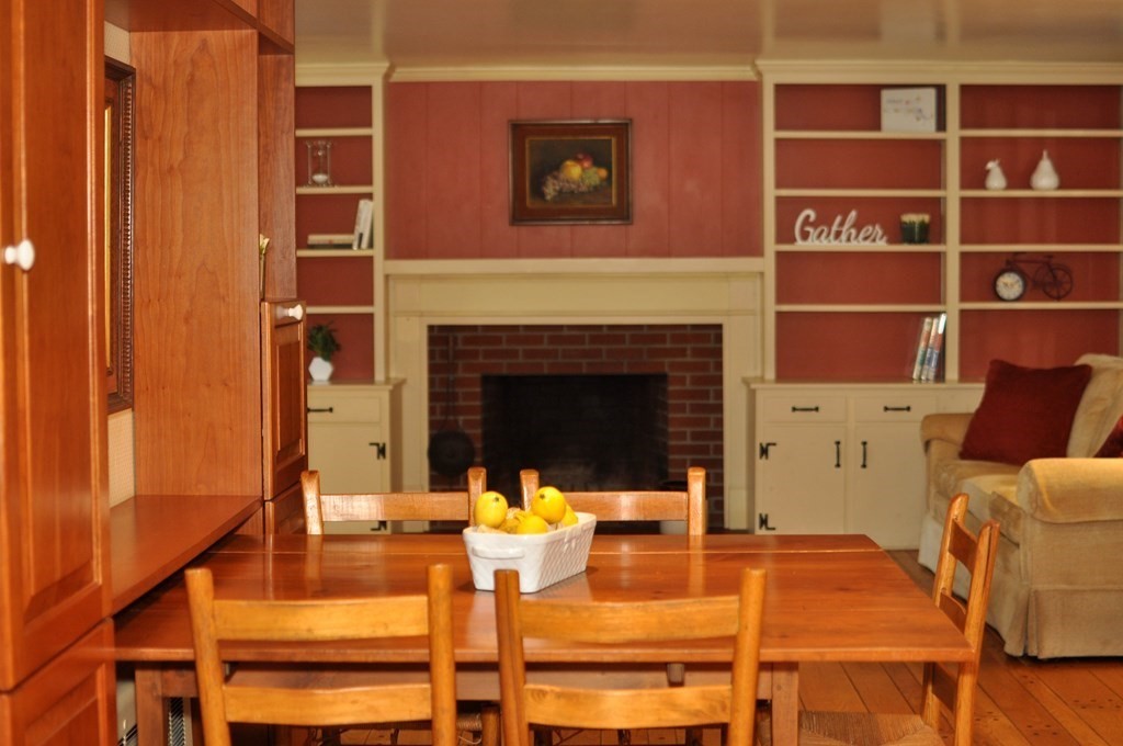 7 Thoreau Road Acton, MA 01720 - Photo 3 of 27