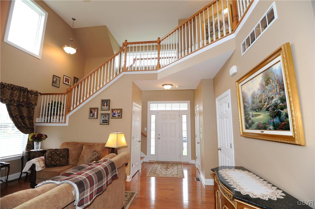 1611 Kaitlyn Road Allentown, PA 18103 - Photo 4 of 16 Gallery Image 4
