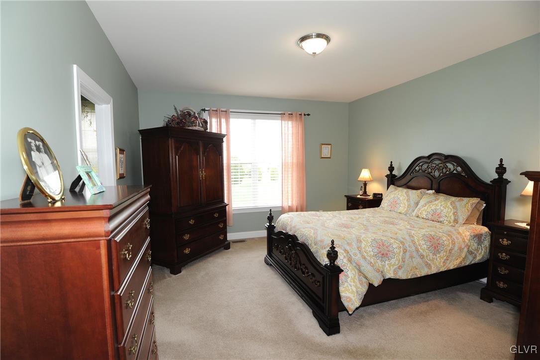 1611 Kaitlyn Road Allentown, PA 18103 - Photo 9 of 16 Gallery Image 9