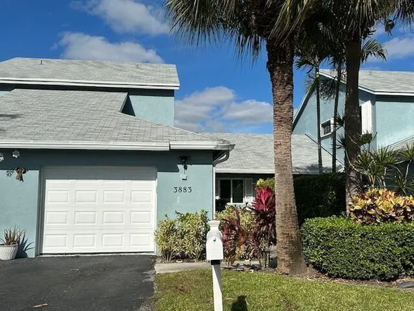 $2,500 | 3883 Island Club Circle West, Lake Worth, FL 33462