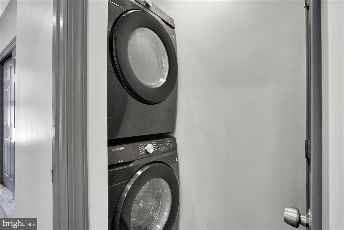 553 Wunder Street, Unit 2 Reading, PA 19602 - Photo 10 of 20 a close view of a utility room with dryer and washer