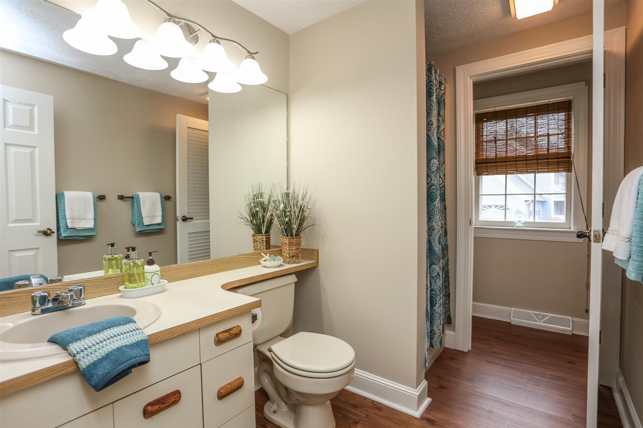 234 Winding Pond Road Londonderry, NH 03053 - Photo 20 of 33