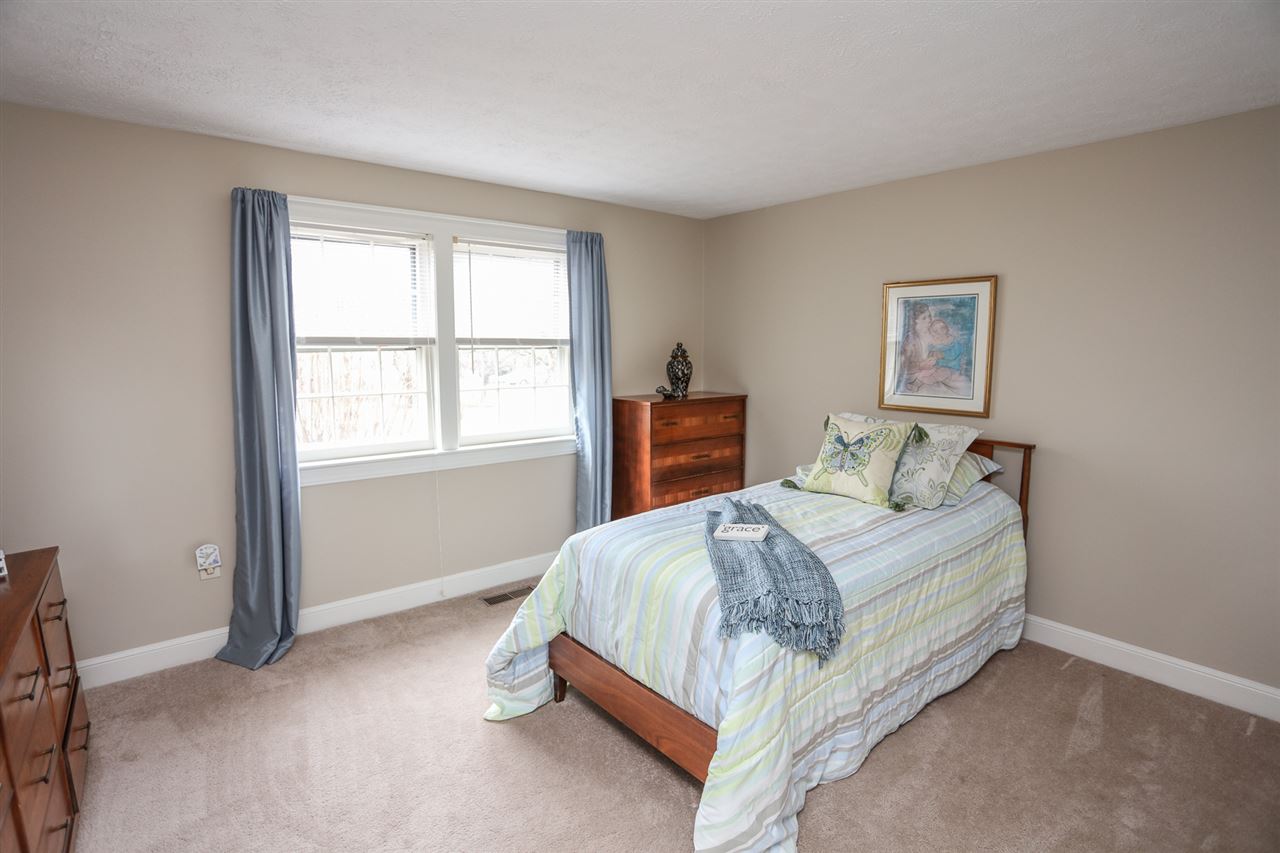 234 Winding Pond Road Londonderry, NH 03053 - Photo 22 of 33