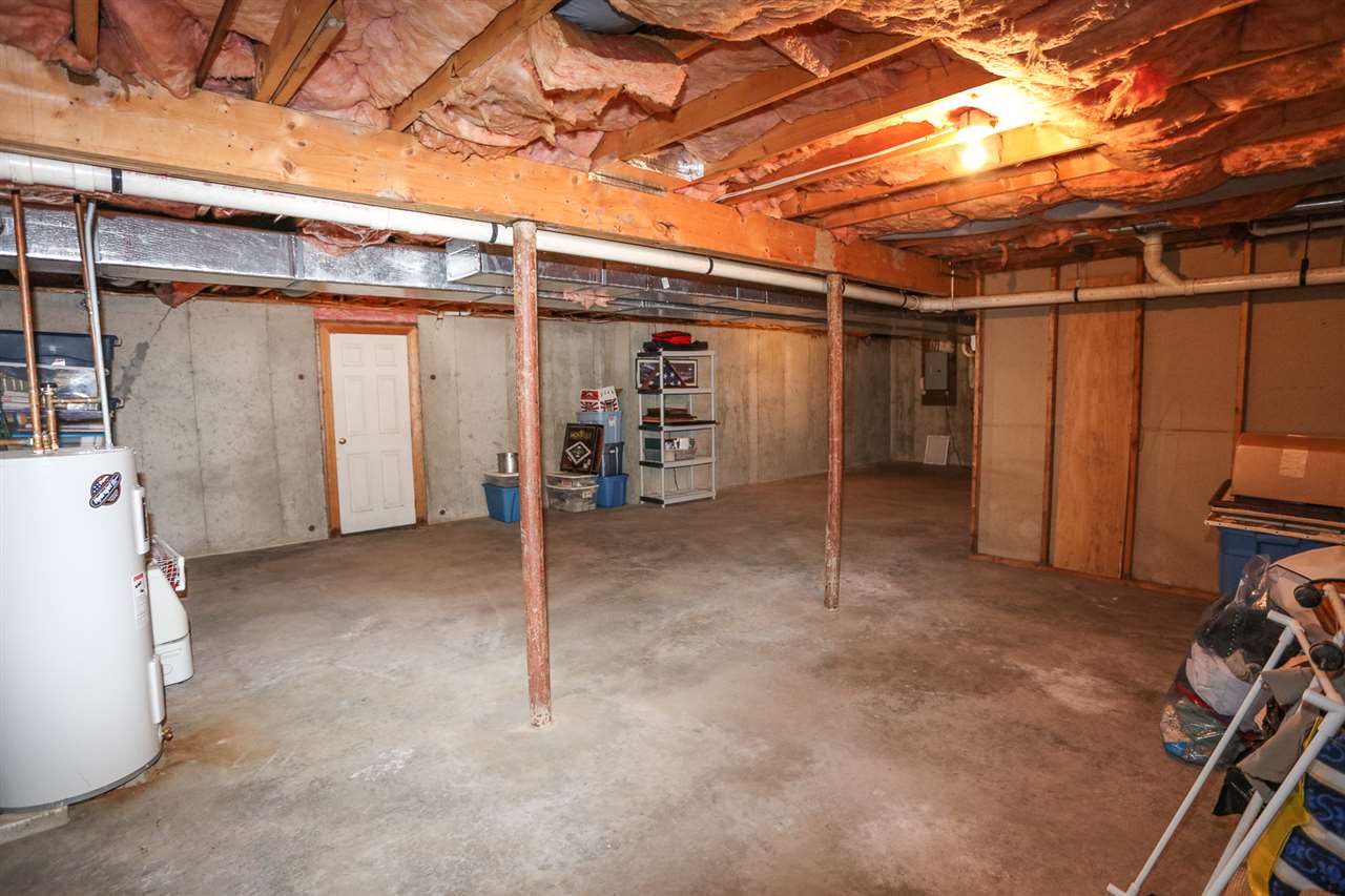 234 Winding Pond Road Londonderry, NH 03053 - Photo 28 of 33