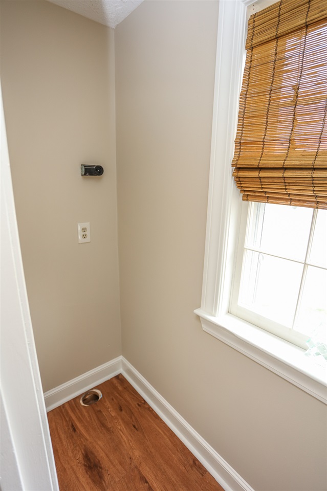 234 Winding Pond Road Londonderry, NH 03053 - Photo 29 of 33