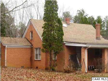 7670 Courthouse Road Louisa, VA 23093 - Photo 2 of 9 Great rear porch