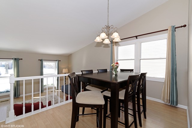 1245 Devonshire Road Buffalo Grove, IL 60089 - Photo 7 of 24