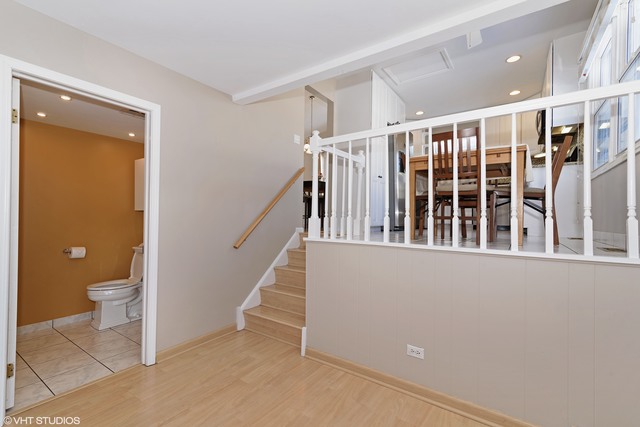 1245 Devonshire Road Buffalo Grove, IL 60089 - Photo 9 of 24