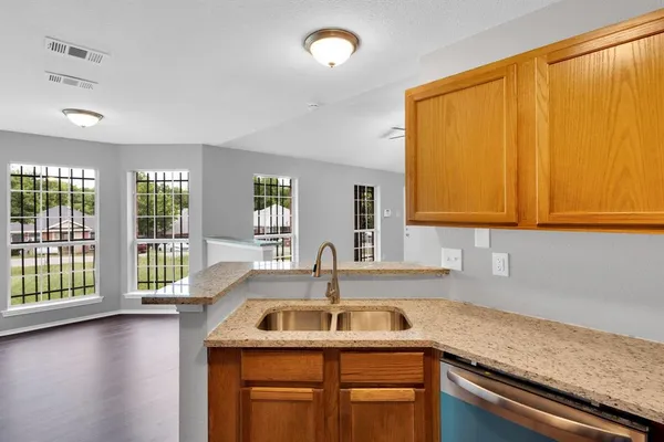 $1,950 | 2520 Fatima Avenue, Dallas, TX 75241