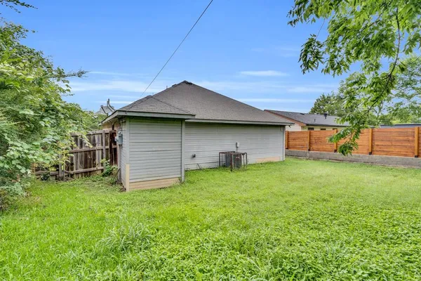 $1,950 | 2520 Fatima Avenue, Dallas, TX 75241