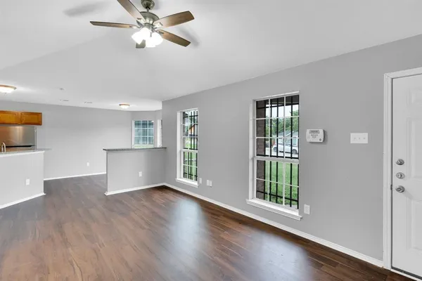 $1,950 | 2520 Fatima Avenue, Dallas, TX 75241