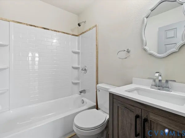 $234,900 | 1979 Cumberland Road, Farmville, VA 23901