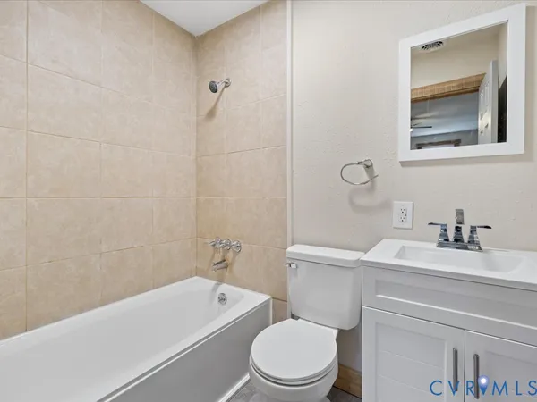 $234,900 | 1979 Cumberland Road, Farmville, VA 23901