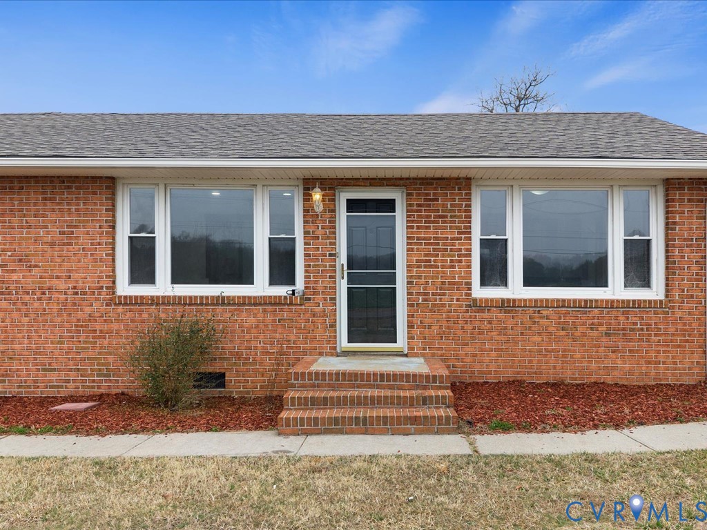 1979 Cumberland Road Farmville, VA 23901 - Photo 3 of 28 Gallery Image 3