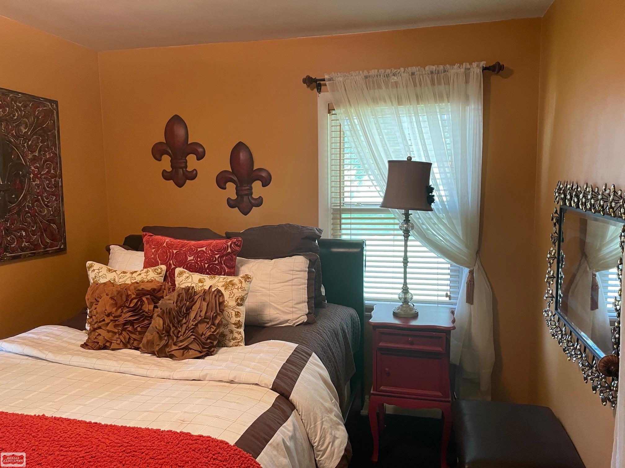 18385 21 Mile Road Macomb, MI 48044 - Photo 22 of 44 50086088-21.JPG