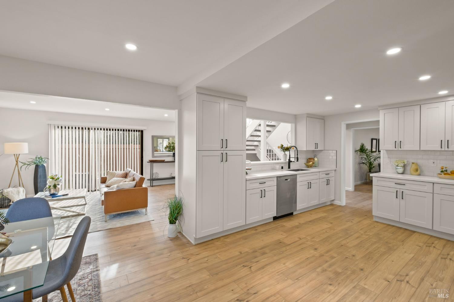 118 Lytham Way Vallejo, CA 94591 - Photo 12 of 42