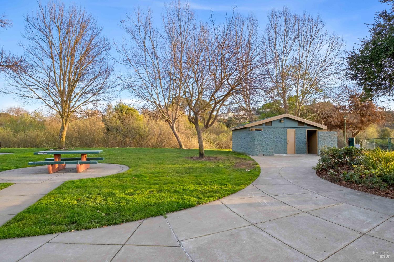 118 Lytham Way Vallejo, CA 94591 - Photo 43 of 44