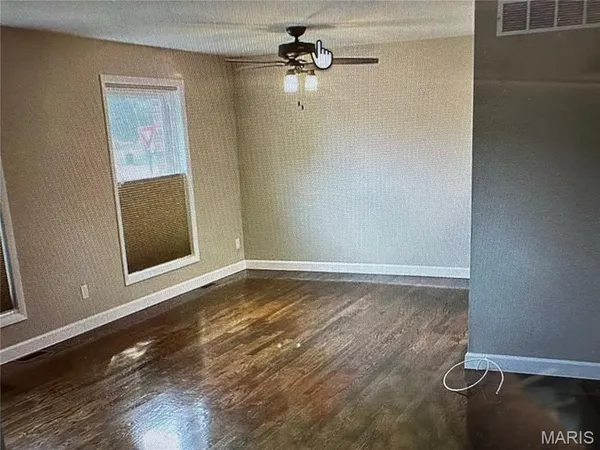 $1,900 | 7359 Balson Avenue, St. Louis, MO 63130