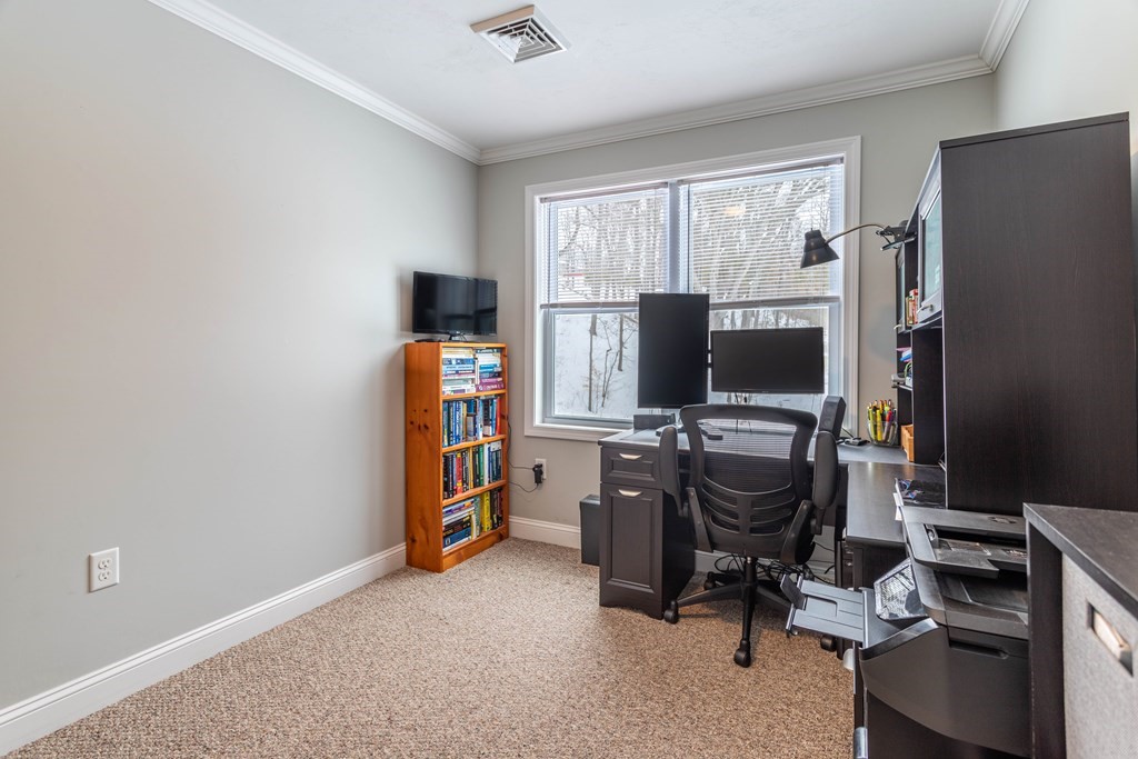 765 High Street, Unit 5 Clinton, MA 01510 - Photo 38 of 42 Gallery Image 38