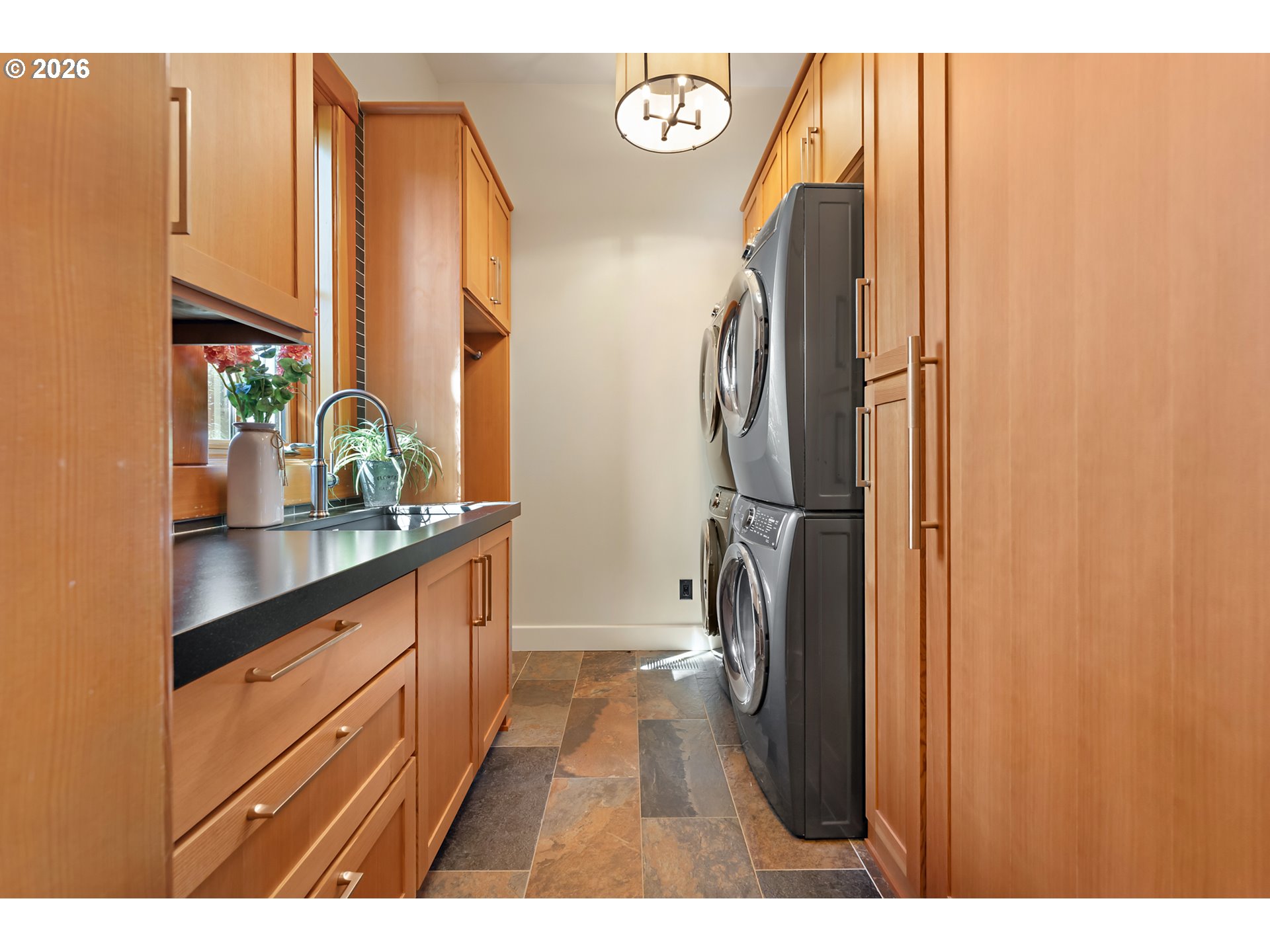 12790 South Fielding Road Lake Oswego, OR 97034 - Photo 14 of 44 Laundry