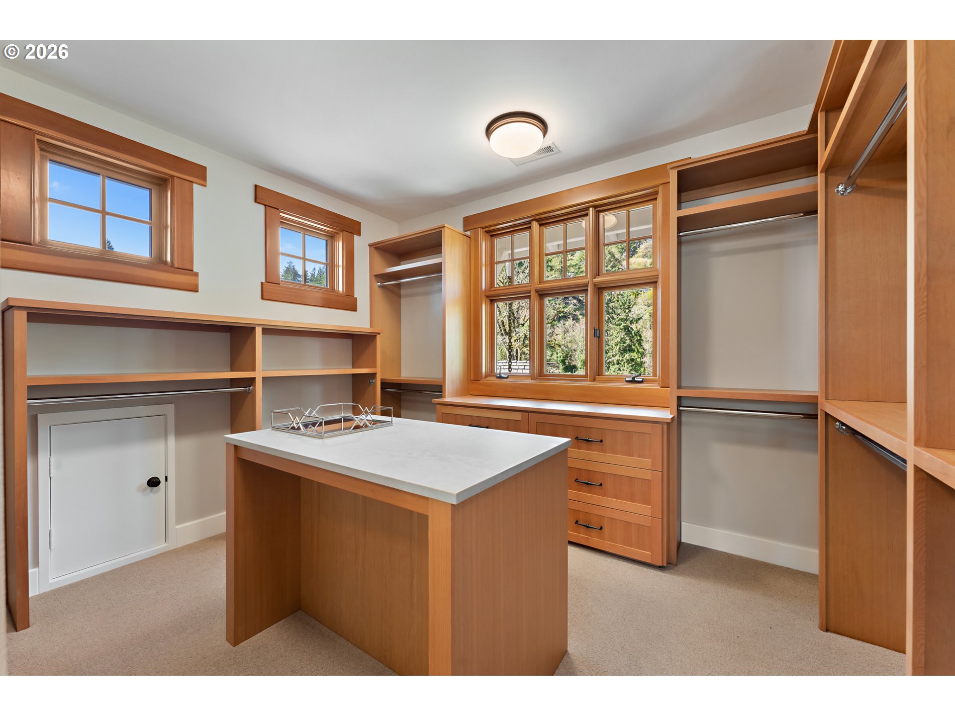 12790 South Fielding Road Lake Oswego, OR 97034 - Photo 25 of 44 Primary Bedroom