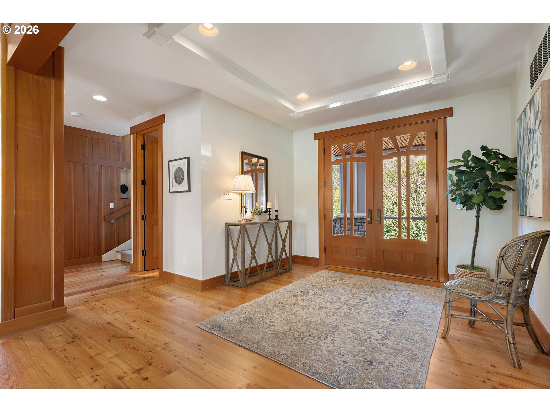 12790 South Fielding Road Lake Oswego, OR 97034 - Photo 3 of 44 Entrance/Foyer