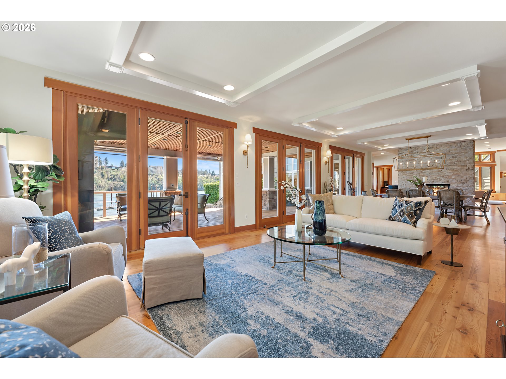 12790 South Fielding Road Lake Oswego, OR 97034 - Photo 5 of 44 Living Room