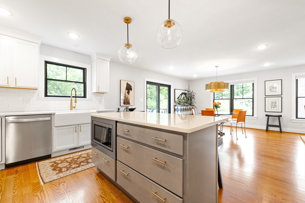 8 North Pleasant Street, Unit 8 Natick, MA 01760 - Photo 8 of 42