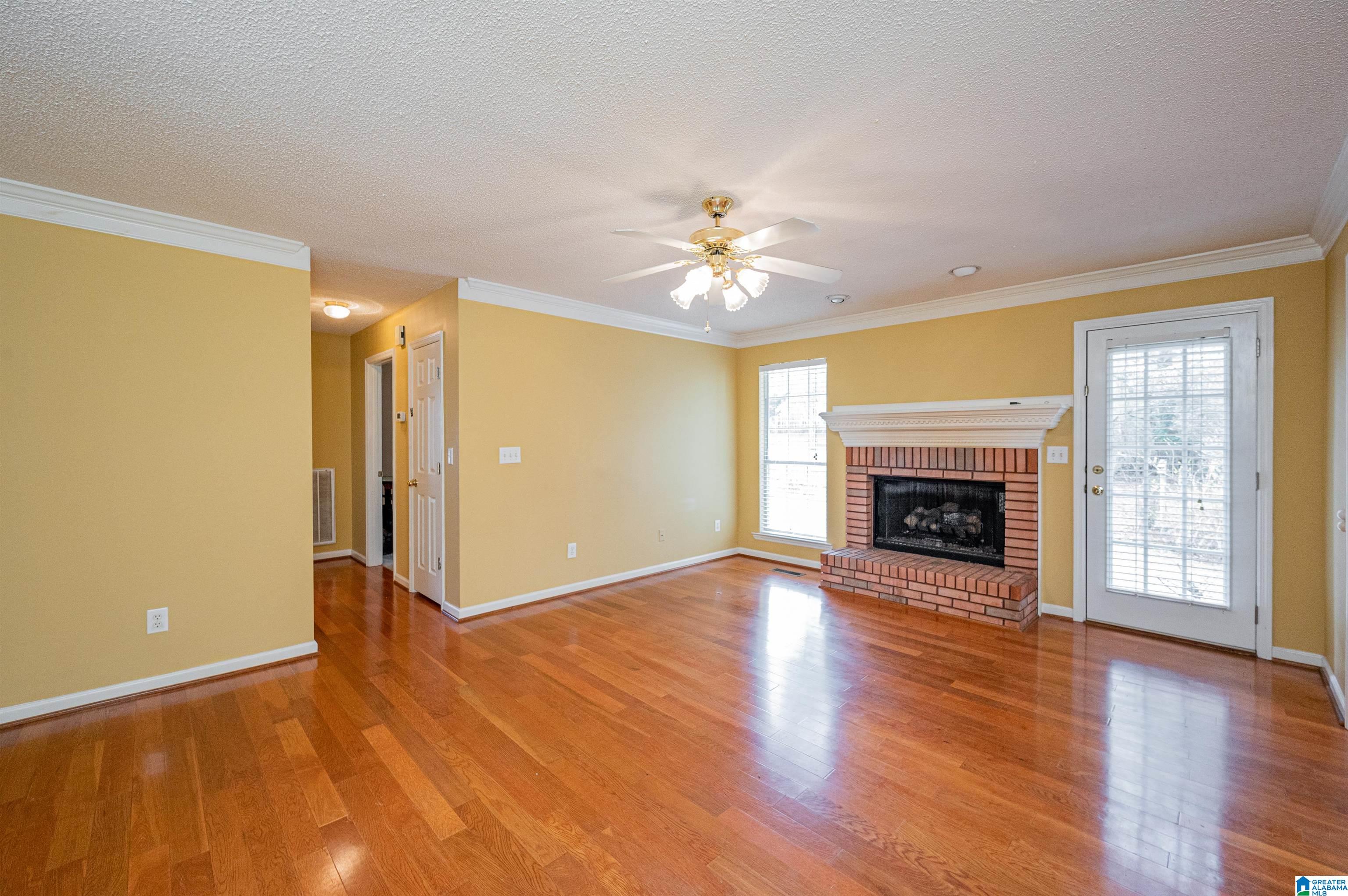 9024 Mosley Manor Circle Morris, AL 35116 - Photo 4 of 35