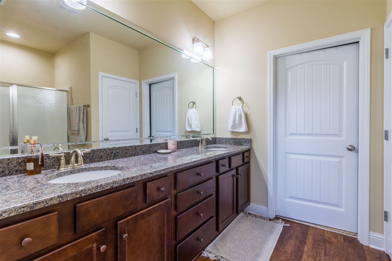 15563 Troon Drive Foley, AL 36535 - Photo 13 of 22 Master Bathroom