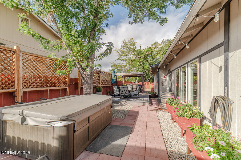 714 Long Valley Road Gardnerville, NV 89460 - Photo 32 of 52 714LongValley(31of57)