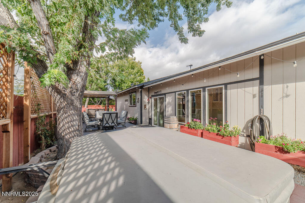 714 Long Valley Road Gardnerville, NV 89460 - Photo 33 of 52 714LongValley(32of57)