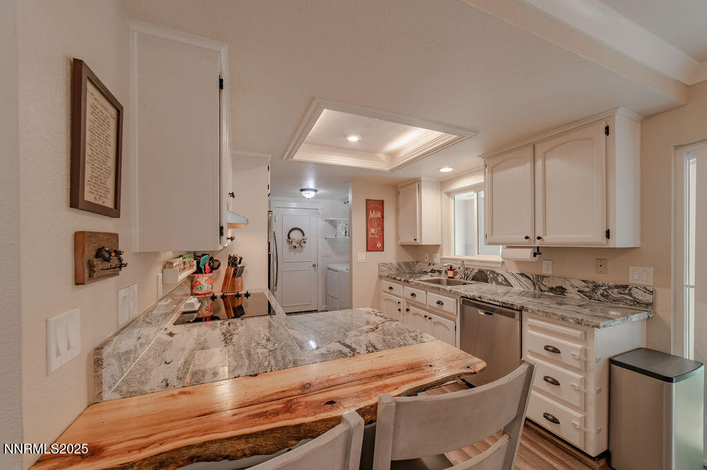 714 Long Valley Road Gardnerville, NV 89460 - Photo 7 of 52 714LongValley(6of57)