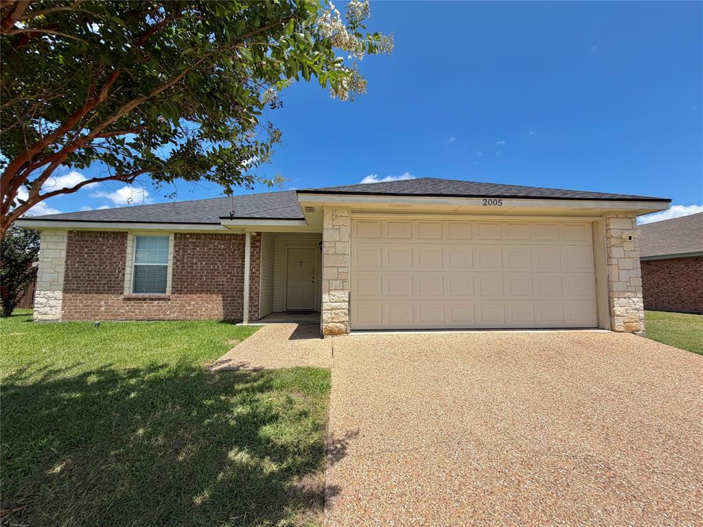 2005 Sabine Drive Waco, TX 76708 - Photo 3 of 22