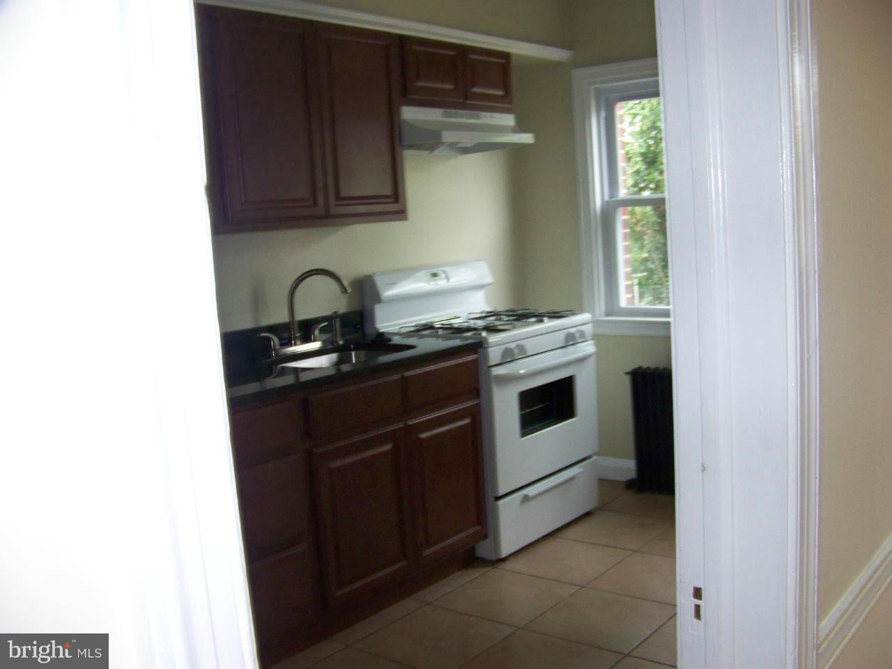 703 Benninghaus Road Baltimore, MD 21212 - Photo 8 of 24 Kitchen