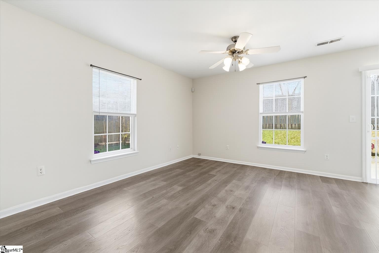 715 Bellview Way Seneca, SC 29678 - Photo 13 of 35