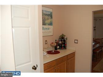8 Priory Road West Windsor, NJ 08550 - Photo 9 of 11 View